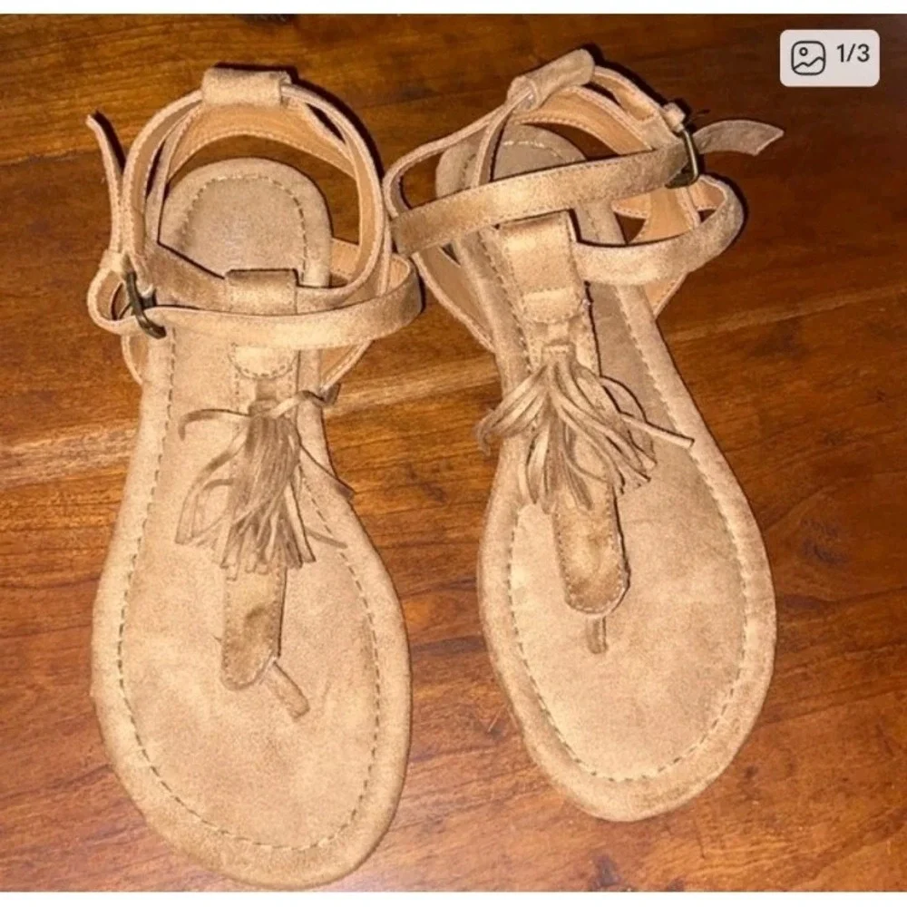 Lime Light Mocassin Tassle Suede Leather Toe Thong Sandal Brown Size 8.5